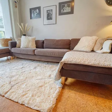 Spacious House With Sun Porch And Big Garden Appartement *