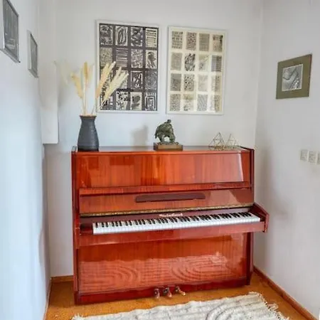 Appartement Spacious House With Sun Porch And Big Garden *