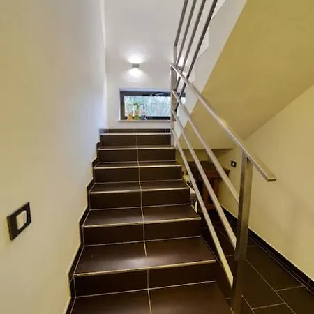 Spacious House With Sun Porch And Big Garden Appartement *