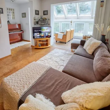 Appartement Spacious House With Sun Porch And Big Garden Grahovo