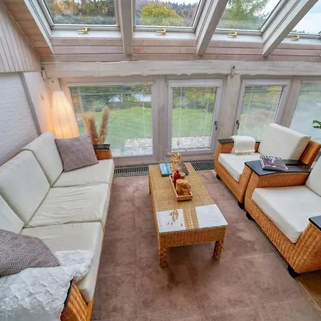 Spacious House With Sun Porch And Big Garden Appartement Grahovo
