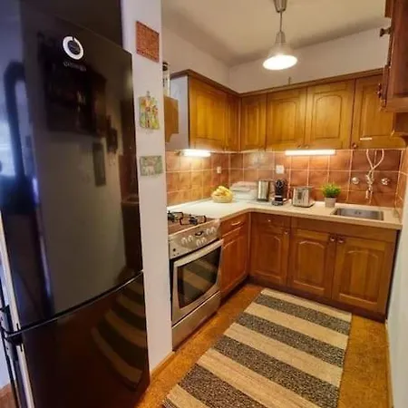 Spacious House With Sun Porch And Big Garden * Grahovo